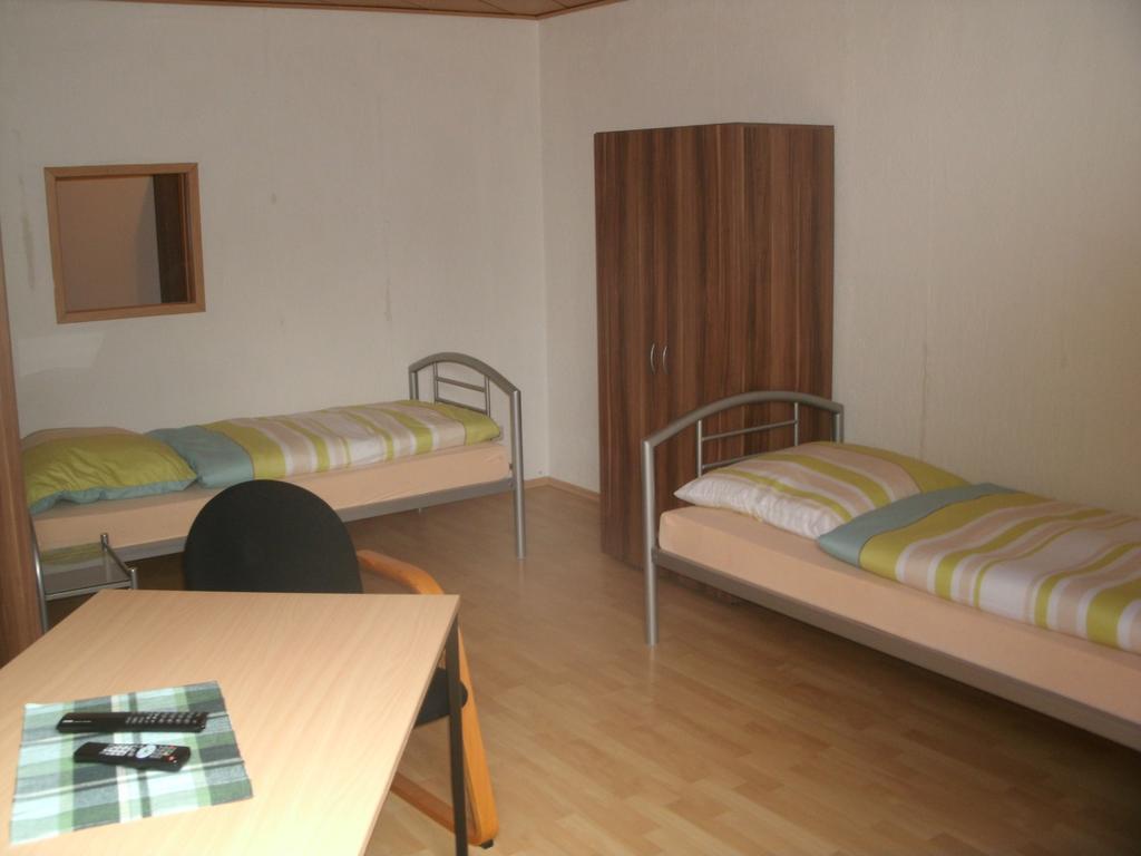 Gaestehaus Willis - Monteurzimmer Goslar Room photo